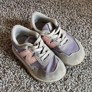 New Balance Kids' Lavender and Peach Sneakers